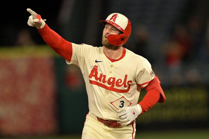 Angels, Orioles swing trade as MLB hot stove heats up