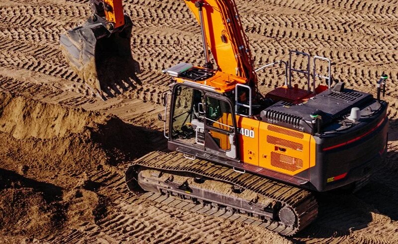 Gravis Robotics Raises $200M in Series A Funding From SoftBank to Expand Autonomous Heavy Equipment Platform